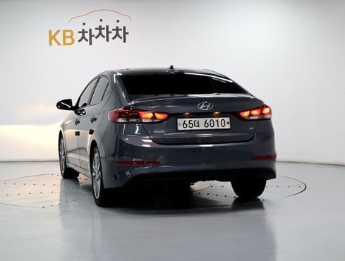 Hyundai AVANTE 1.6 GDI Value Plus — пробег 88 675 км — фото 4 из 5