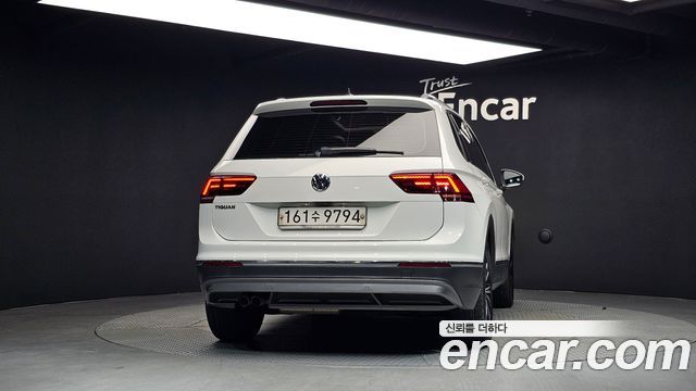 Volkswagen Tiguan из Кореи Encar