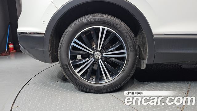 Volkswagen Tiguan из Кореи Encar
