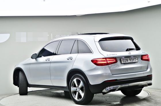Mercedes-Benz GLC-Class GLC220 d 4MATIC Premium — пробег 58 992 км — фото 4 из 5