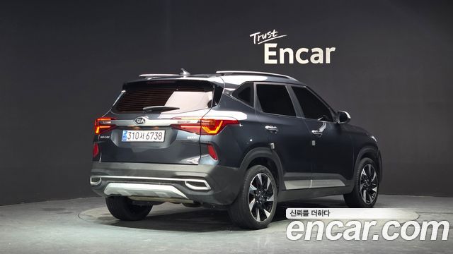 Kia Seltos из Кореи Encar