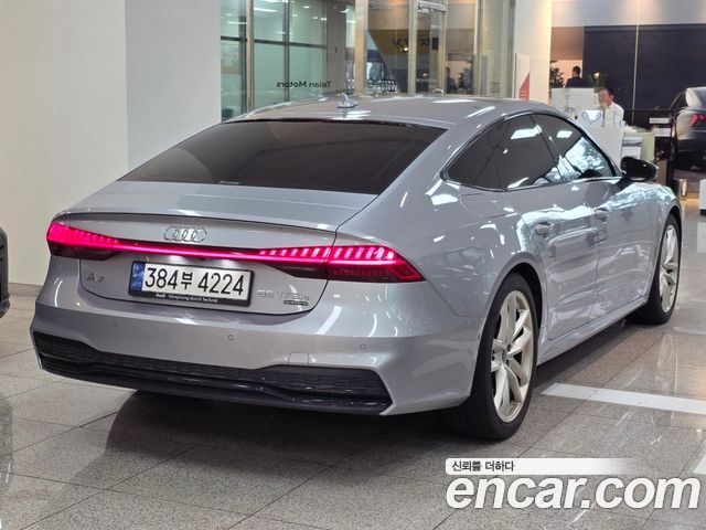 Audi A7 55 TFSI e Quattro Premium — пробег 28 050 км — фото 2 из 5