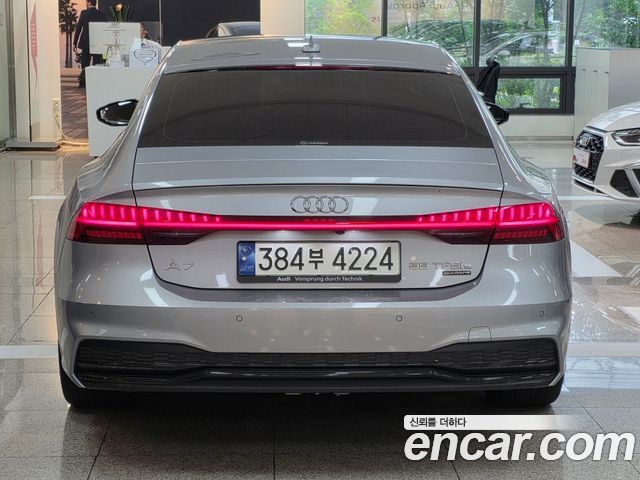 Audi A7 55 TFSI e Quattro Premium — пробег 28 050 км — фото 4 из 5