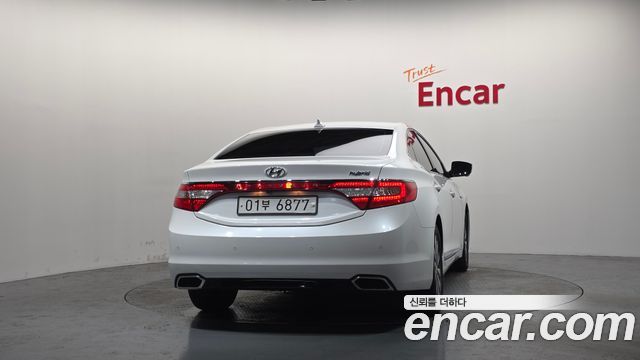 Hyundai Grandeur из Кореи Encar
