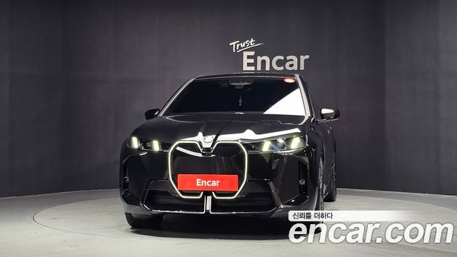 BMW iX из Кореи Encar
