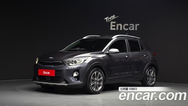 Kia Stonic из Кореи Encar