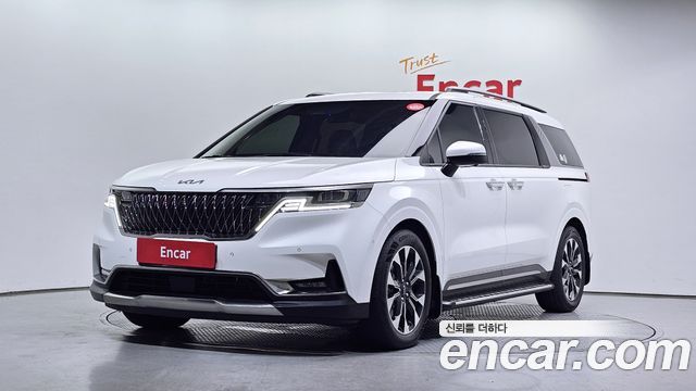 Kia Carnival 9-Seater Signature — пробег 57 208 км — фото 1 из 5