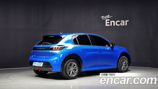 Peugeot 208 из Кореи Encar
