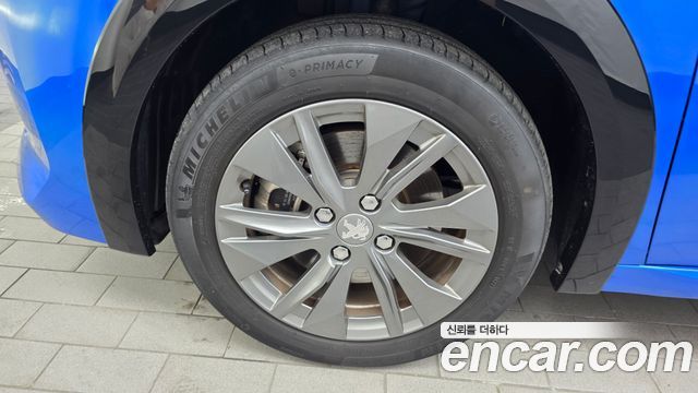 Peugeot 208 из Кореи Encar