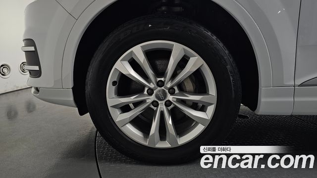 Audi Q7 из Кореи Encar
