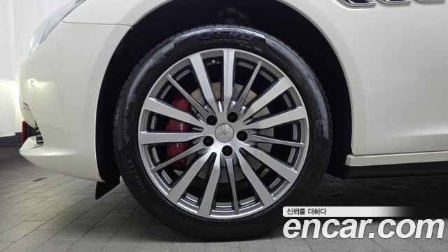 Maserati Quattroporte из Кореи Encar