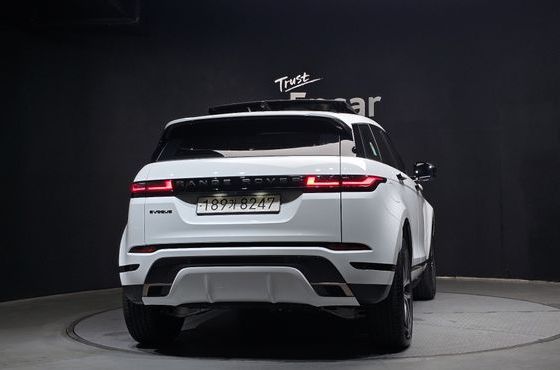 Land Rover Range Rover Evoque P250 Dynamic SE — пробег 2 046 км — фото 4 из 5