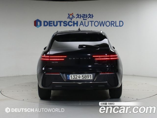 Genesis GV70 из Кореи Encar