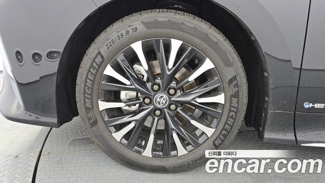 Toyota Alphard из Кореи Encar