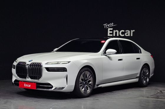 BMW 7-Series 740i sDrive Design Pure Excellence Individual — пробег 64 565 км — фото 1 из 5