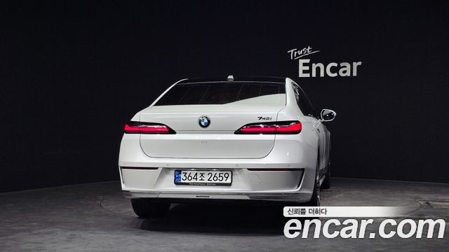 BMW 7-Series 740i sDrive Design Pure Excellence Individual — пробег 64 565 км — фото 4 из 5