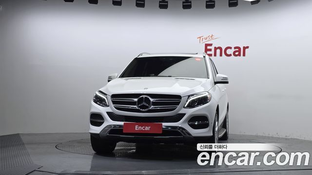Mercedes-Benz GLE-Class GLE350 d 4MATIC — пробег 105 217 км — фото 3 из 5