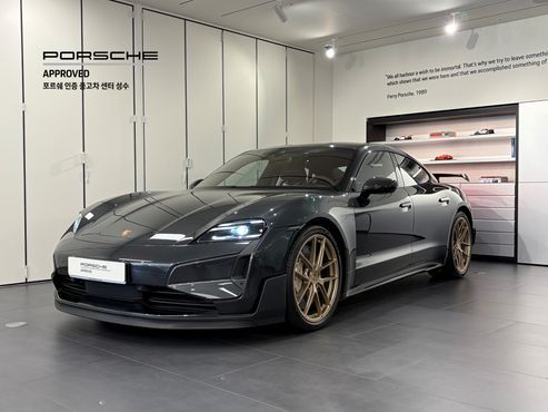 Porsche Taycan Turbo GT Weissach pack — пробег 384 км — фото 1 из 5