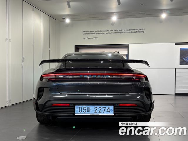 Porsche Taycan из Кореи Encar