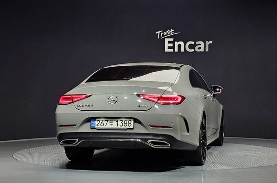 Mercedes-Benz CLS-Class CLS450 4MATIC Designo Exclusive Edition — пробег 73 689 км — фото 4 из 5