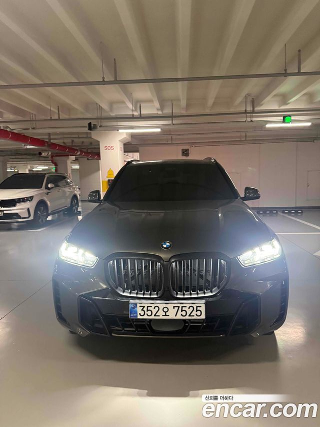 BMW X5 xDrive 40d M Sport Online Exclusive Editon — пробег 4 984 км — фото 1 из 5