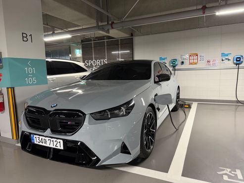 BMW M5 M5 Sedan — пробег 5 500 км — фото 4 из 5