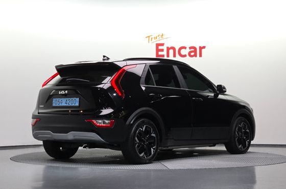 Kia Niro Air — пробег 13 392 км — фото 2 из 5