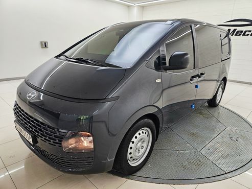 Hyundai Staria Cargo 5-Seater Smart — пробег 104 910 км — фото 3 из 5