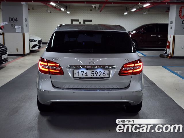 Mercedes-Benz B-Class B200 CDI Blue efficiency — пробег 89 154 км — фото 4 из 5
