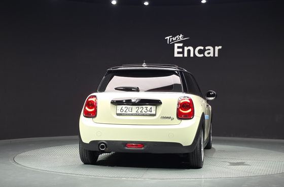 Mini Cooper Standard 3rd — пробег 65 569 км — фото 4 из 5