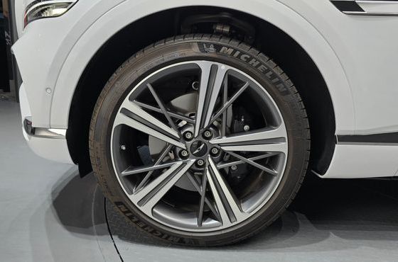 Genesis GV80 2.5T Gasoline AWD — пробег 9 472 км — фото 5 из 5