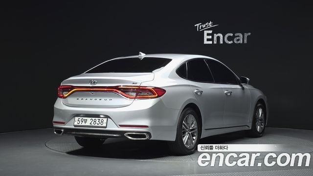 Hyundai Grandeur из Кореи Encar