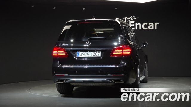 Mercedes-Benz GLS-Class GLS550 4MATIC — пробег 99 899 км — фото 4 из 5