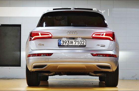 Audi Q5 45 TFSI Quattro Premium — пробег 26 182 км — фото 4 из 5