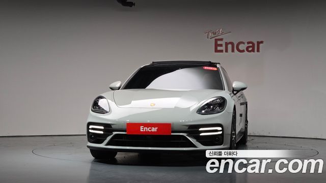 Porsche Panamera 4.0 GTS — пробег 67 805 км — фото 3 из 5