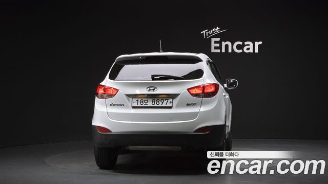 Hyundai Tucson Diesel(e-VGT) 2WD Smart special — пробег 180 007 км — фото 4 из 5