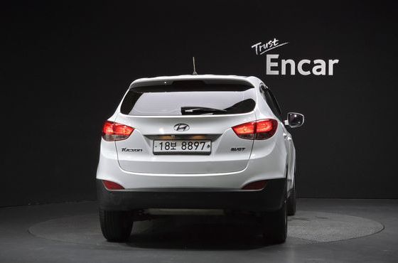 Hyundai Tucson Diesel(e-VGT) 2WD Smart special — пробег 180 007 км — фото 4 из 5