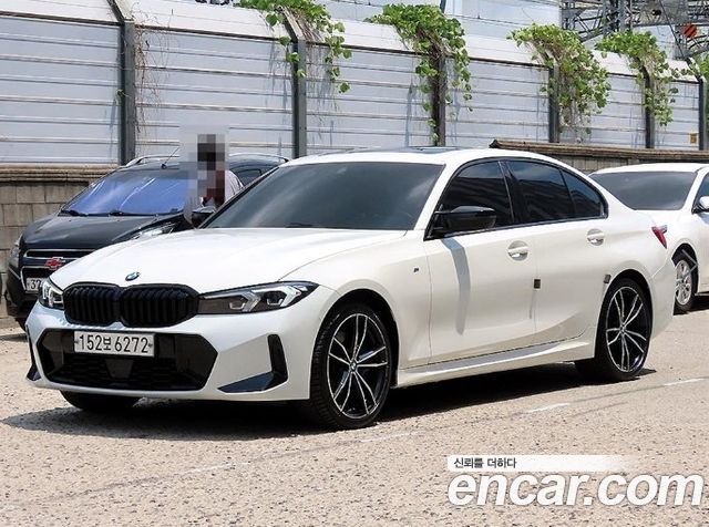BMW 3-Series 330i xDrive M Sport — пробег 88 685 км — фото 2 из 5