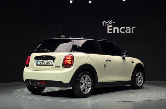 Mini Cooper Standard Third Generation — пробег 100 310 км — фото 2 из 5
