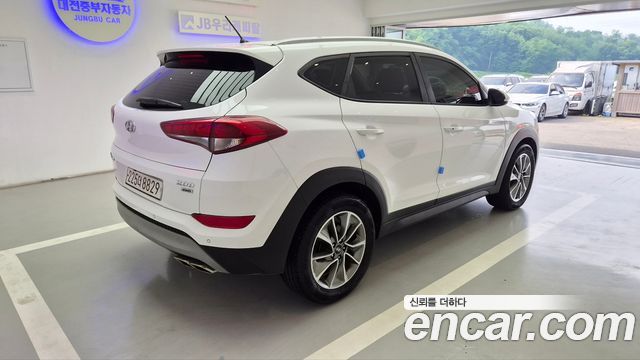 Hyundai Tucson Diesel 2.0 4WD Modern — пробег 122 614 км — фото 4 из 5