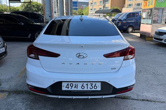 Hyundai AVANTE 1.6 Diesel Smart — пробег 158 298 км — фото 5 из 5
