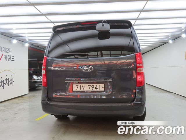 Hyundai Starex 11-Seater Wagon CVX Premium — пробег 83 223 км — фото 3 из 5