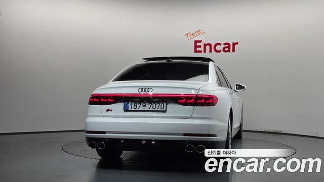 Audi A8 55 TFSI Quattro LWB — пробег 113 794 км — фото 4 из 5
