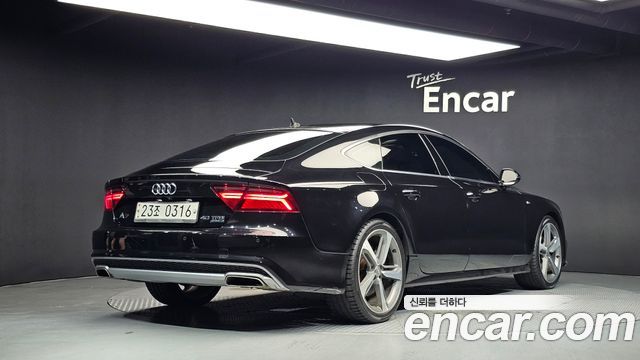 Audi A7 40 TFSI Quattro Sport 4G — пробег 133 650 км — фото 2 из 5