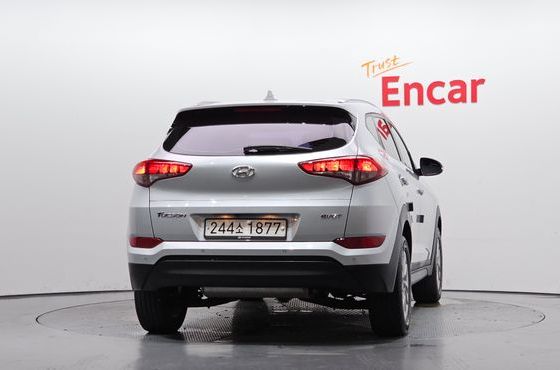 Hyundai Tucson Diesel 1.7 2WD Modern — пробег 83 642 км — фото 4 из 5