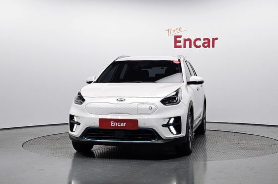 Kia Niro Noblesse — пробег 125 420 км — фото 3 из 5