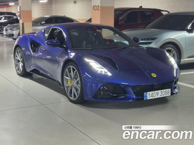 Lotus Emira 3.5 — пробег 200 км — фото 1 из 5