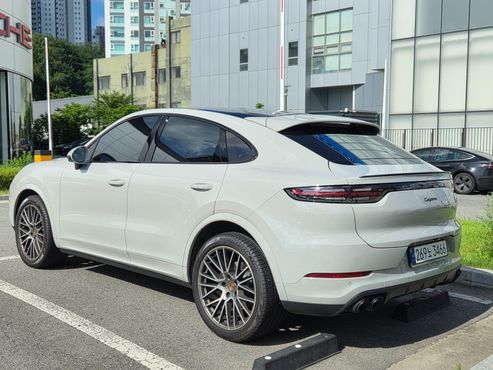 Porsche Cayenne 3.0 COUPE PLATINUM EDITION — пробег 14 700 км — фото 4 из 5