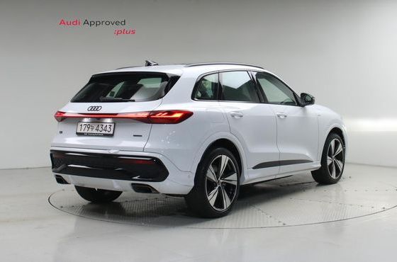 Audi Q5 45 TFSI Quattro S line — пробег 16 км — фото 2 из 5