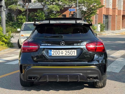 Mercedes-Benz GLA-Class GLA45 AMG 4MATIC 50th Edition — пробег 101 000 км — фото 4 из 5